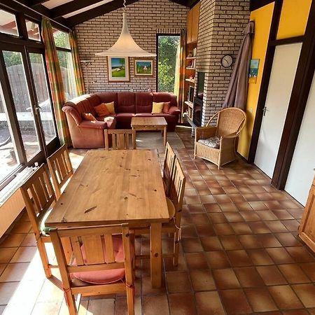 Knusse Bungalow Op Groen Park! アウドルプ エクステリア 写真