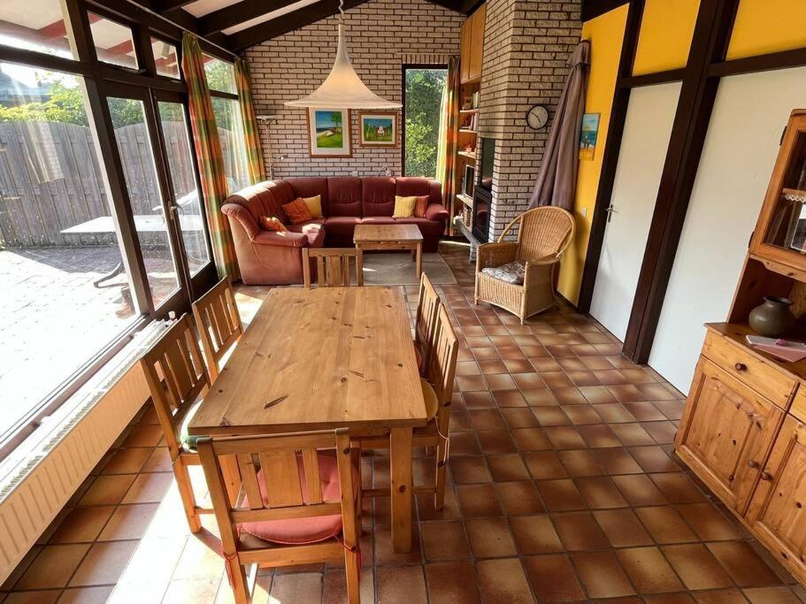 Knusse Bungalow Op Groen Park! アウドルプ エクステリア 写真