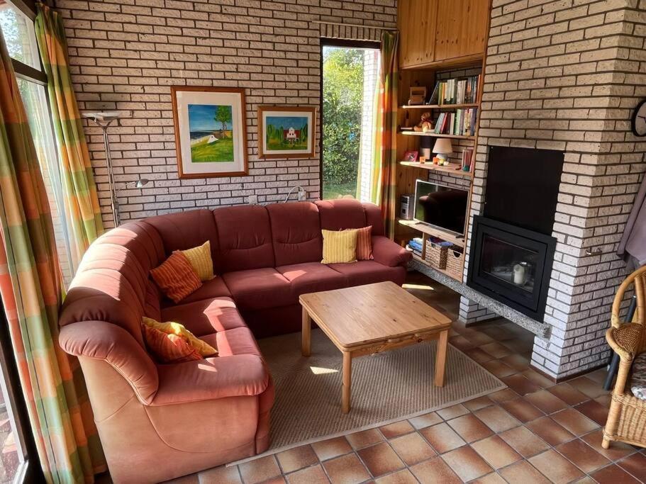 Knusse Bungalow Op Groen Park! アウドルプ エクステリア 写真